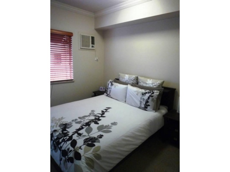 107/22 Ward Street, Mooroobool QLD 4870