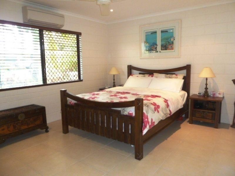 Trinity Beach QLD 4879