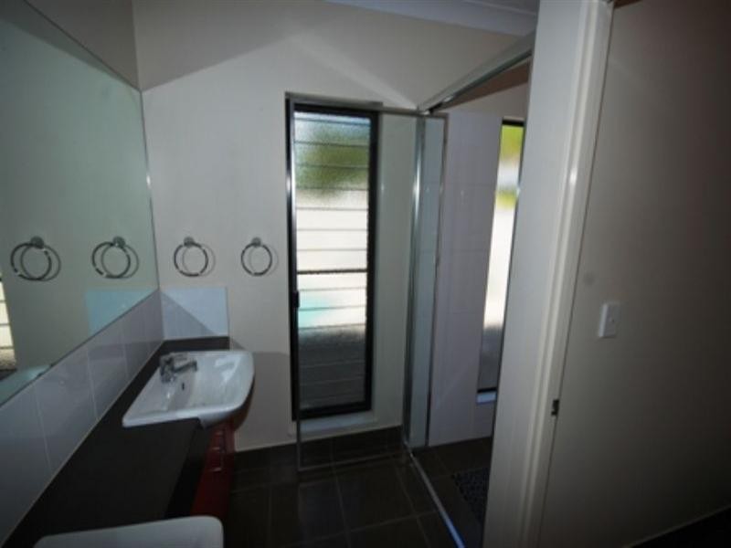 25 Palmetto Street, Palm Cove QLD 4879