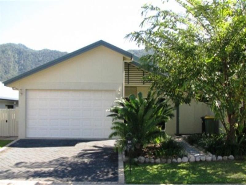 17 Dan Jones Drive, Bentley Park QLD 4869