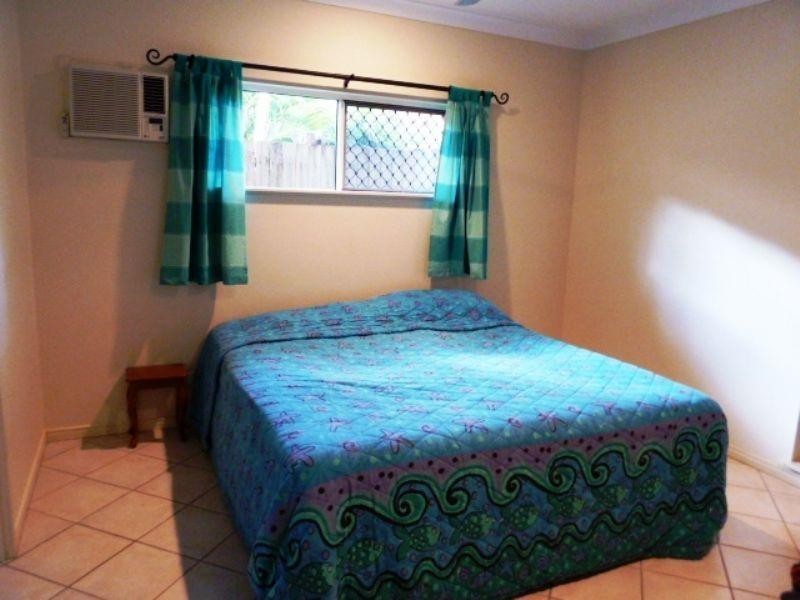 17 Dan Jones Drive, Bentley Park QLD 4869