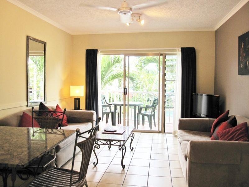 24/129 Oleander Street, Holloways Beach QLD 4878