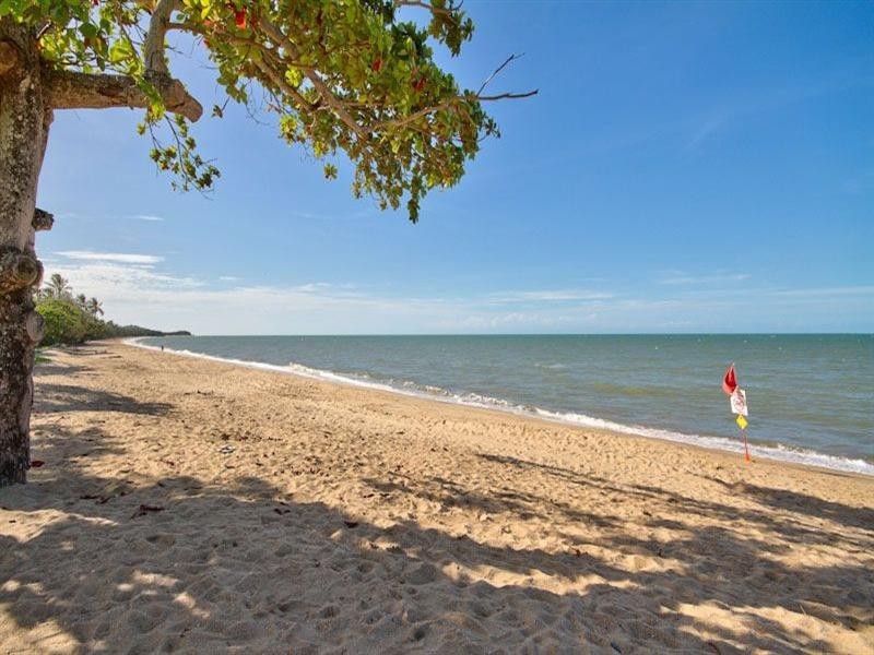 24/129 Oleander Street, Holloways Beach QLD 4878