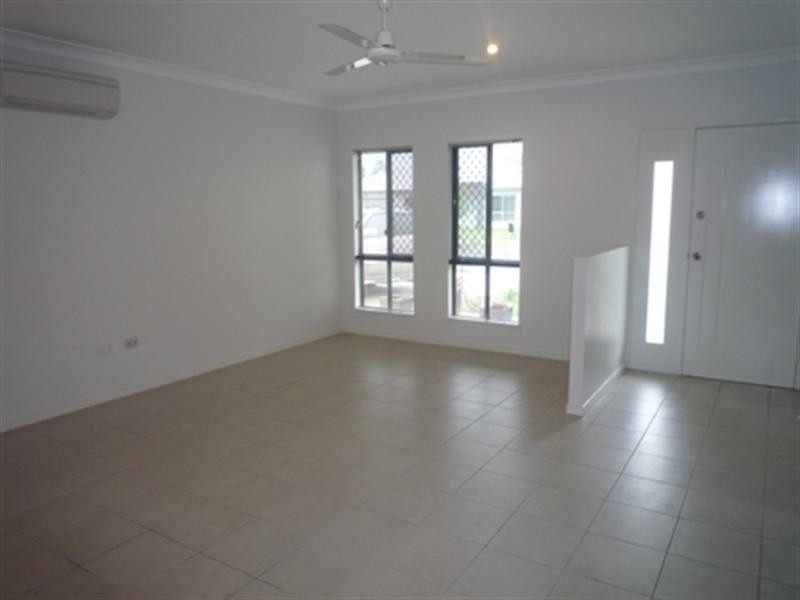 92 Roberts Drive, Trinity Beach QLD 4879