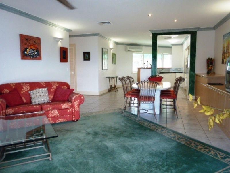 Trinity Beach QLD 4879