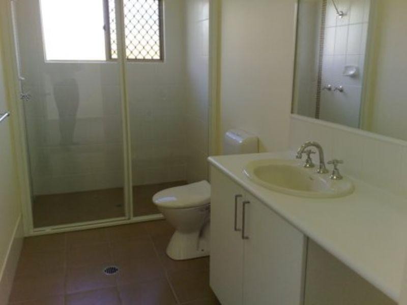 5 Imooya Place, Trinity Park QLD 4879