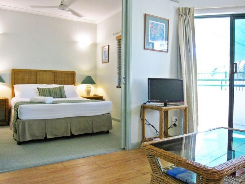 2/101 Wattle Street, Yorkeys Knob QLD 4878