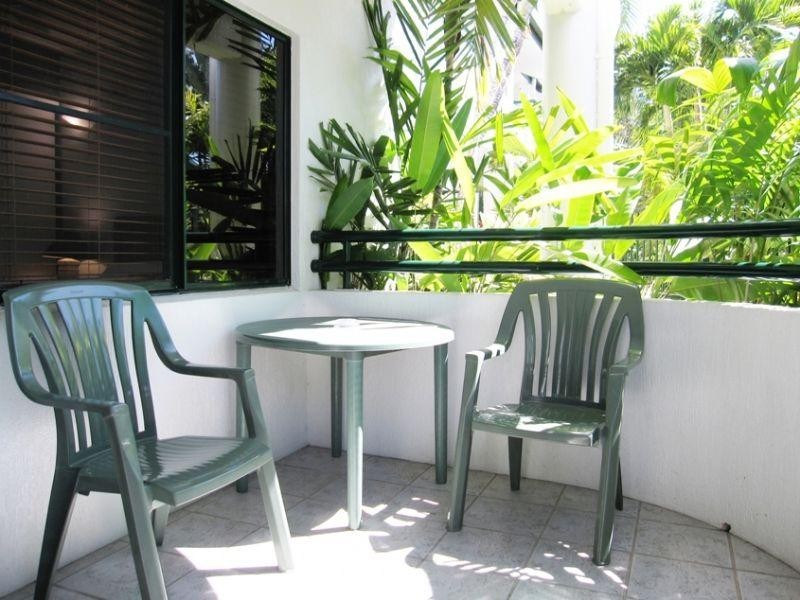 2/101 Wattle Street, Yorkeys Knob QLD 4878