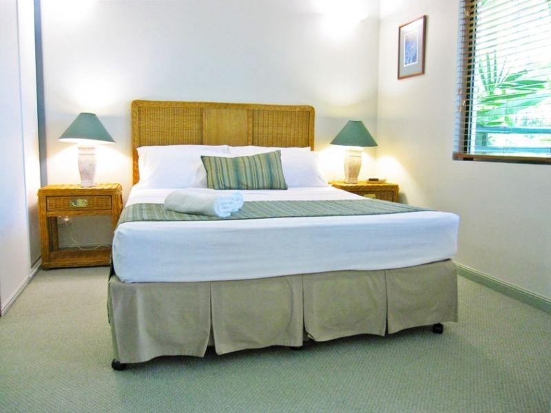 2/101 Wattle Street, Yorkeys Knob QLD 4878