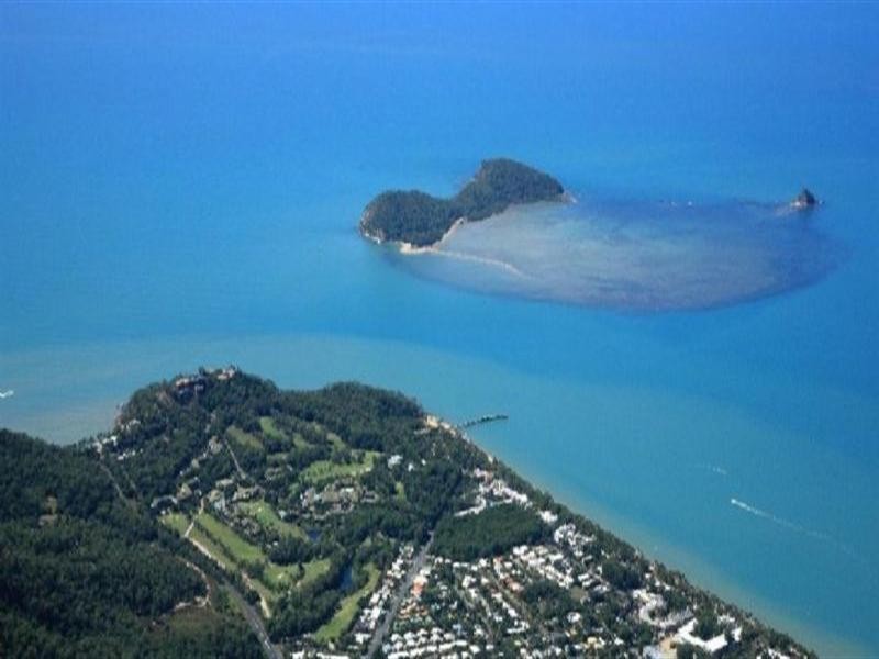 Palm Cove QLD 4879