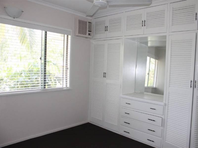 6 Arunta Street, Trinity Park QLD 4879