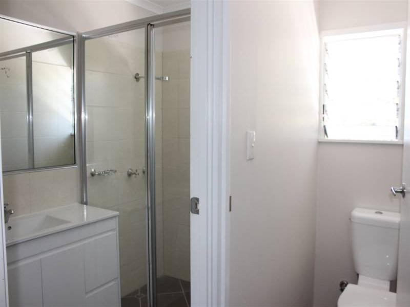 6 Arunta Street, Trinity Park QLD 4879