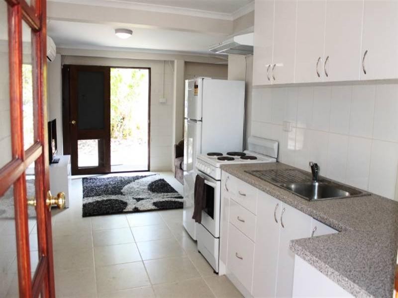 6B Arunta Street, Trinity Park QLD 4879