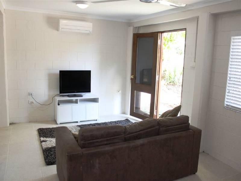 6B Arunta Street, Trinity Park QLD 4879