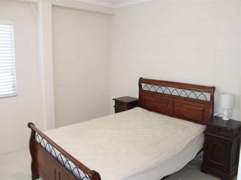 6B Arunta Street, Trinity Park QLD 4879