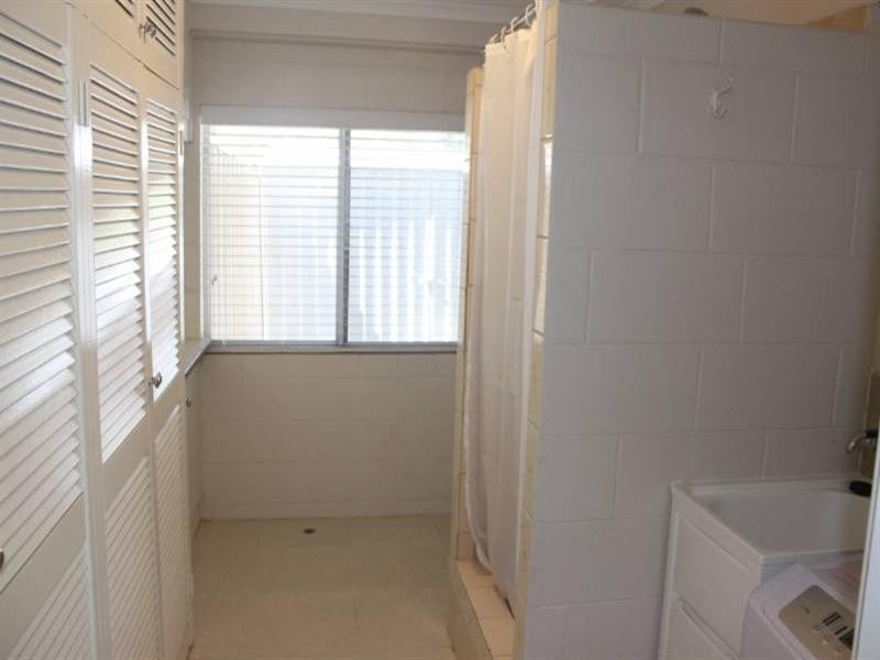 6B Arunta Street, Trinity Park QLD 4879