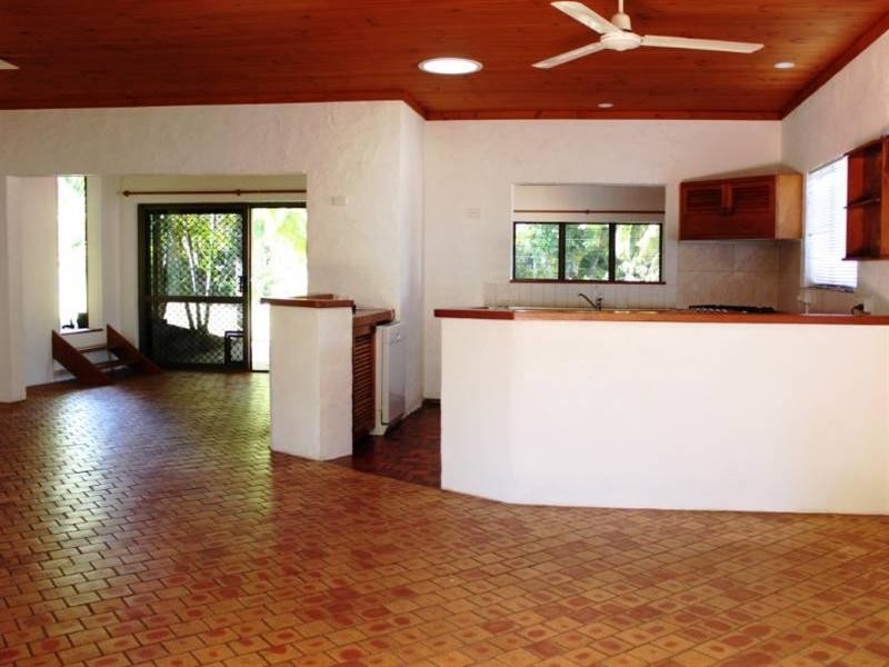 Trinity Beach QLD 4879