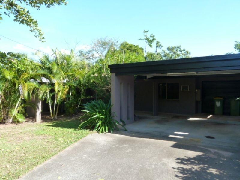 Trinity Beach QLD 4879