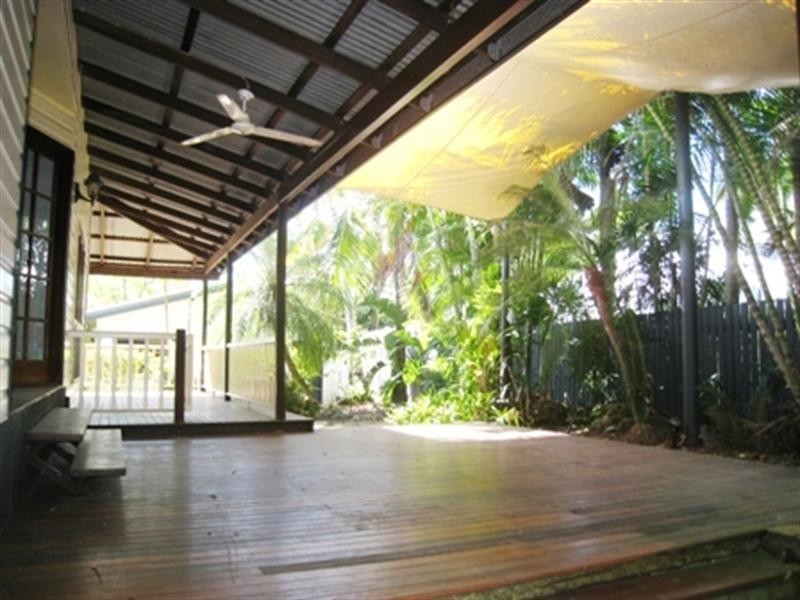 38 Rudder Street, Clifton Beach QLD 4879