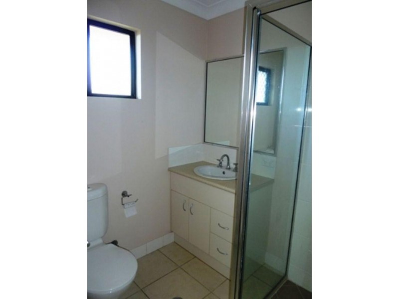 8 Timberlea Drive, Bentley Park QLD 4869