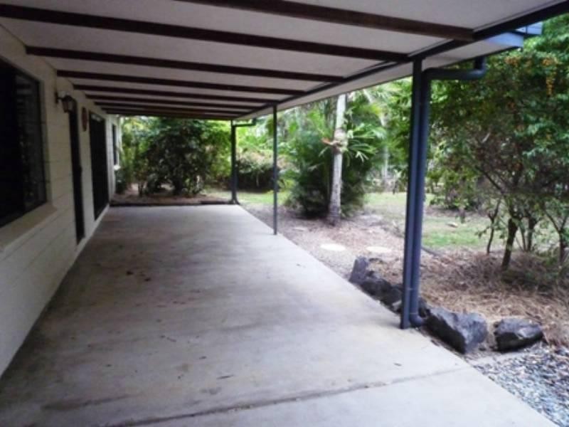 15 Corinda Close, Trinity Beach QLD 4879