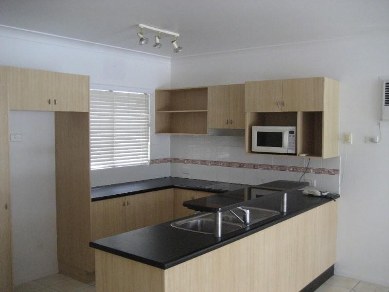 13/106 Moore Street, Trinity Beach QLD 4879