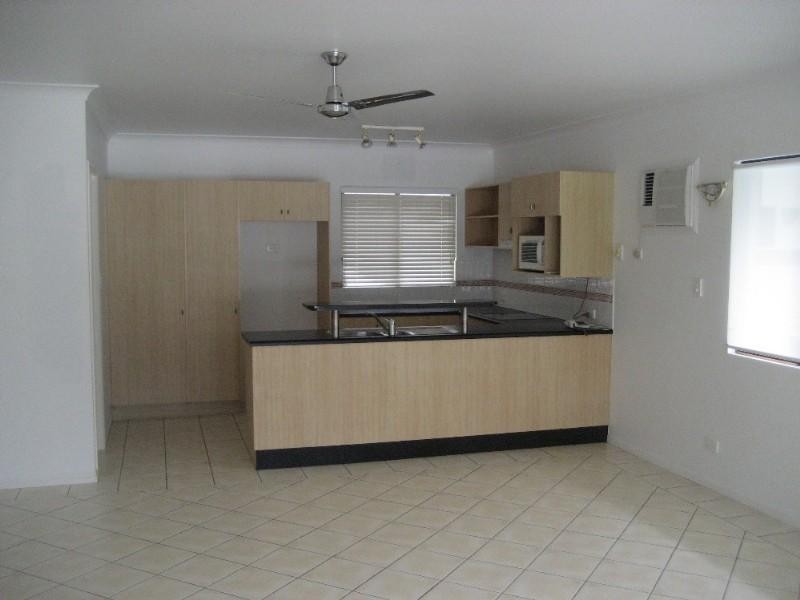 13/106 Moore Street, Trinity Beach QLD 4879