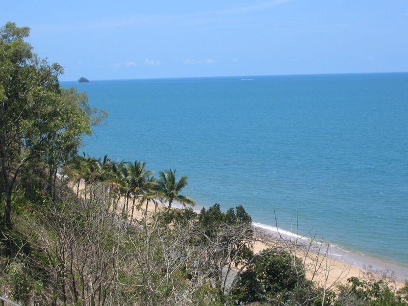 Trinity Beach QLD 4879