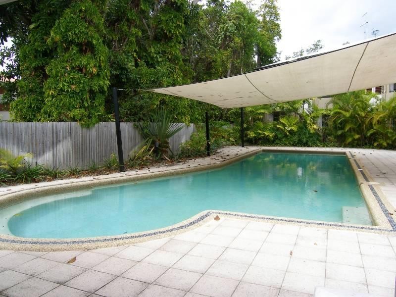 Clifton Beach QLD 4879