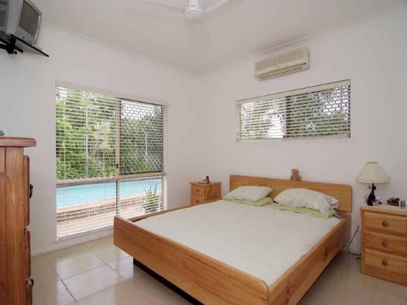 Trinity Beach QLD 4879