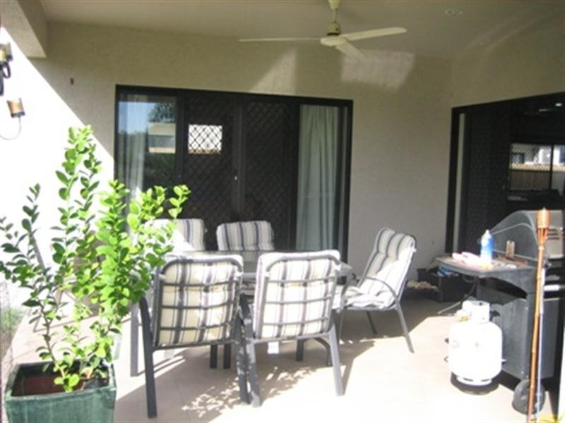5 Kingsborough Pass, Trinity Park QLD 4879