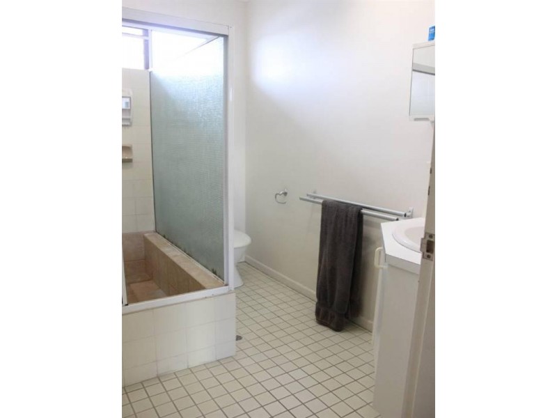 Holloways Beach QLD 4878