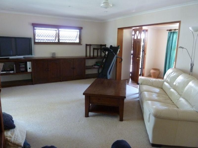 6 Boroko Close, Trinity Beach QLD 4879