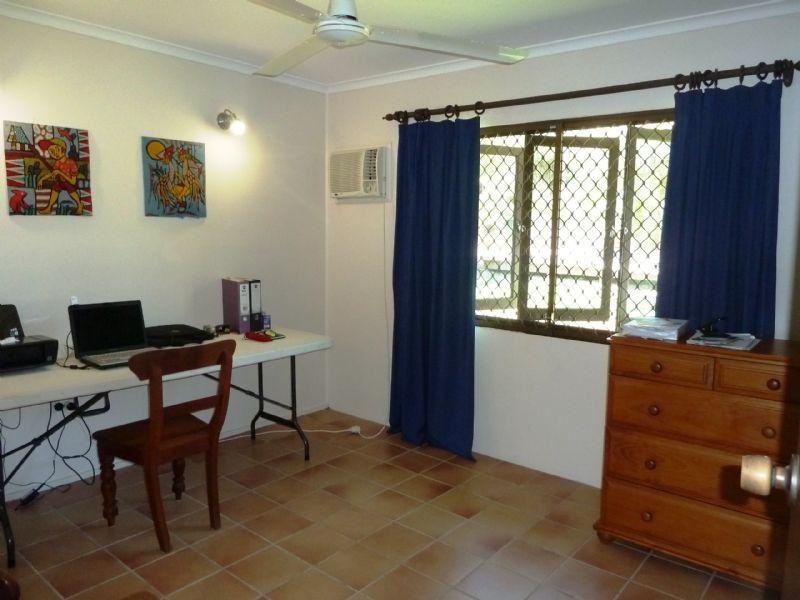 6 Boroko Close, Trinity Beach QLD 4879