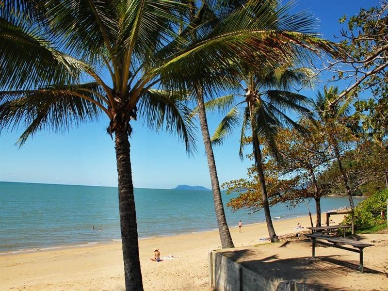 Trinity Beach QLD 4879