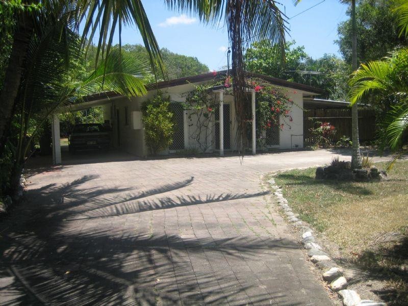 Trinity Beach QLD 4879