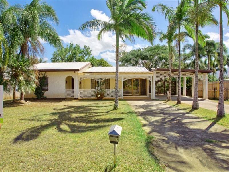 Trinity Beach QLD 4879