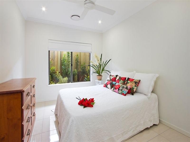 24 Catamaran Circuit, Trinity Beach QLD 4879