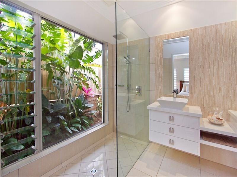 24 Catamaran Circuit, Trinity Beach QLD 4879