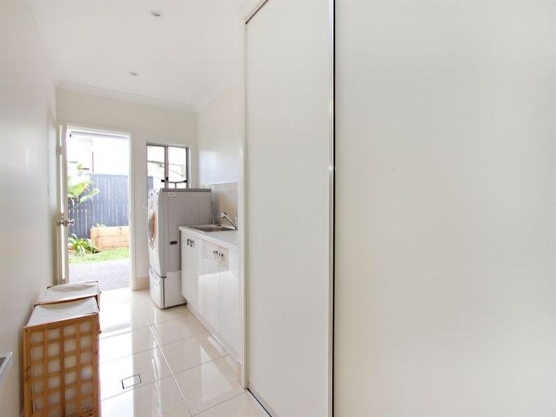 24 Catamaran Circuit, Trinity Beach QLD 4879