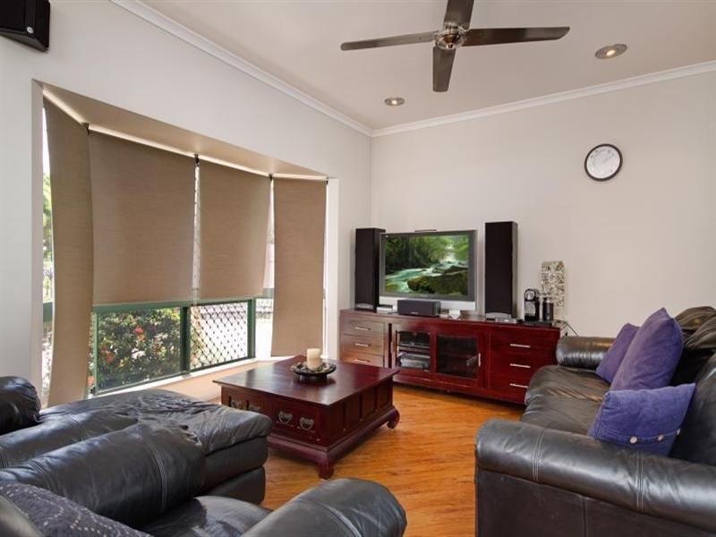 Holloways Beach QLD 4878