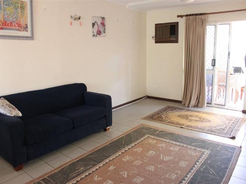 Holloways Beach QLD 4878