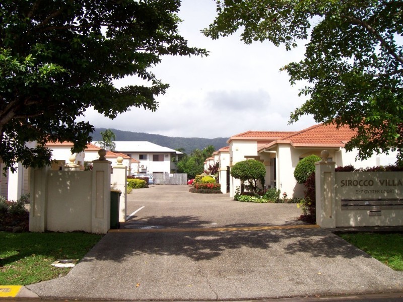 Trinity Beach QLD 4879