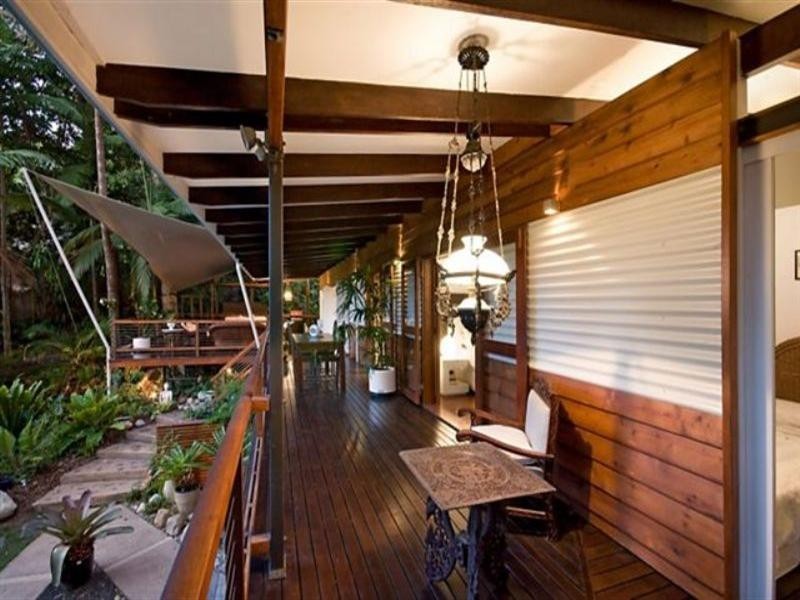 2 Justine Close, Trinity Beach QLD 4879