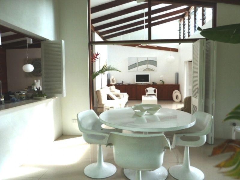 2 Justine Close, Trinity Beach QLD 4879