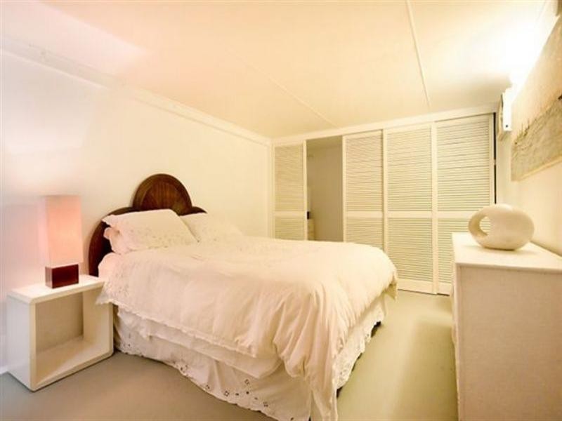 2 Justine Close, Trinity Beach QLD 4879