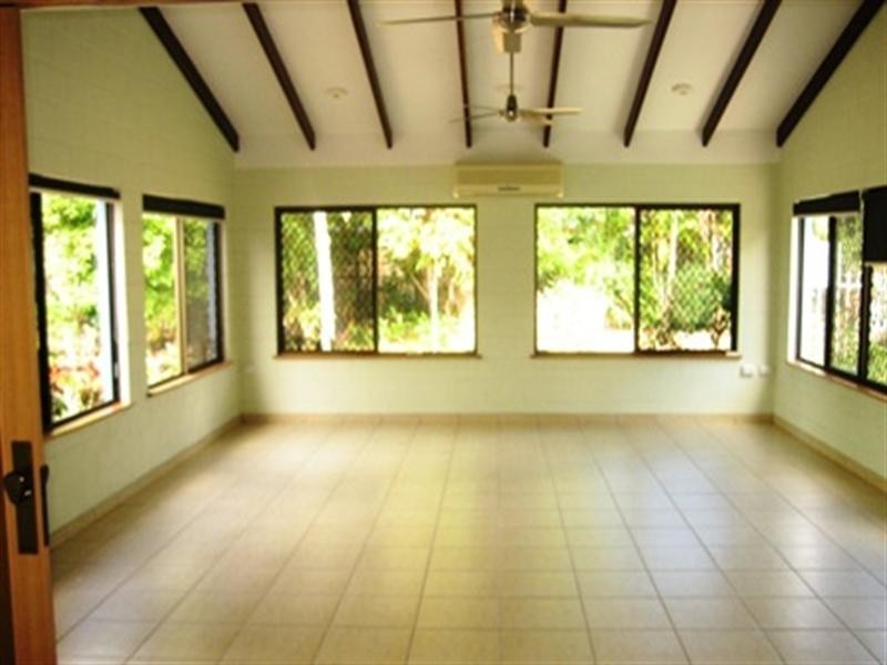 21 Hope Street, Clifton Beach QLD 4879