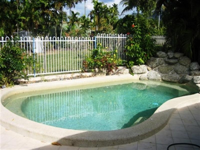 21 Hope Street, Clifton Beach QLD 4879