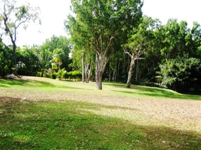 21 Hope Street, Clifton Beach QLD 4879