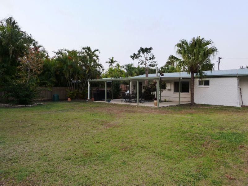 7 Whelk Close, Trinity Beach QLD 4879